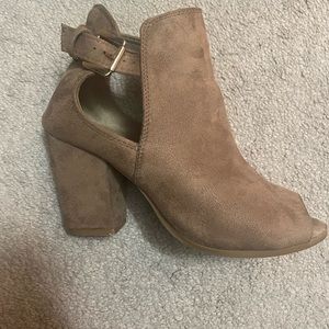 Suede bootie